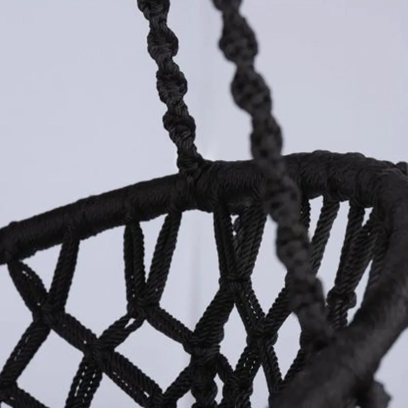 MACRAMÉ EERIE HANGING CHAIR